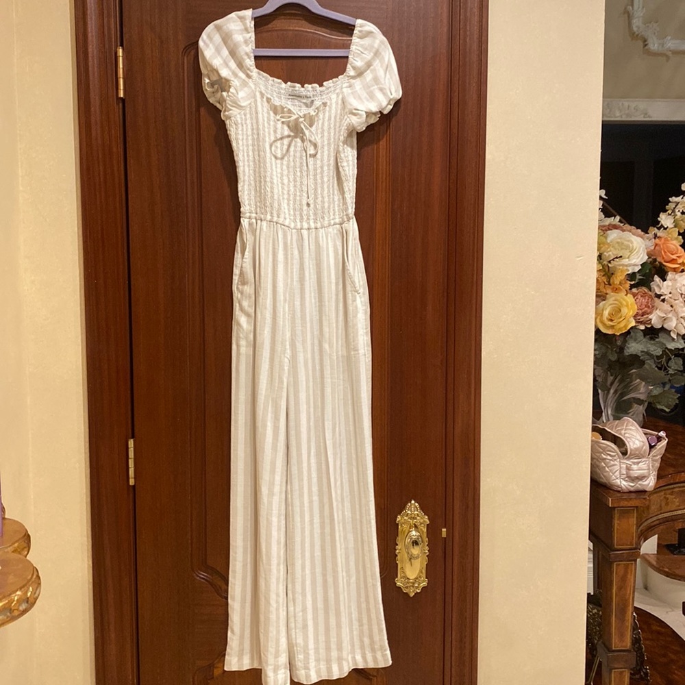 NWT Abercrombie & Fitch jumpsuit